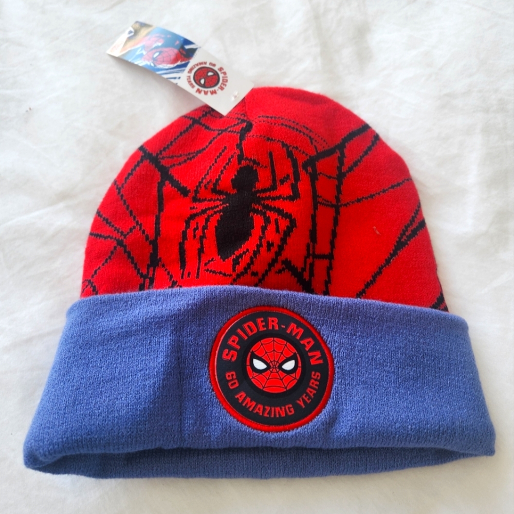 NWT Marvel Anniversary Spiderman Knit Hat